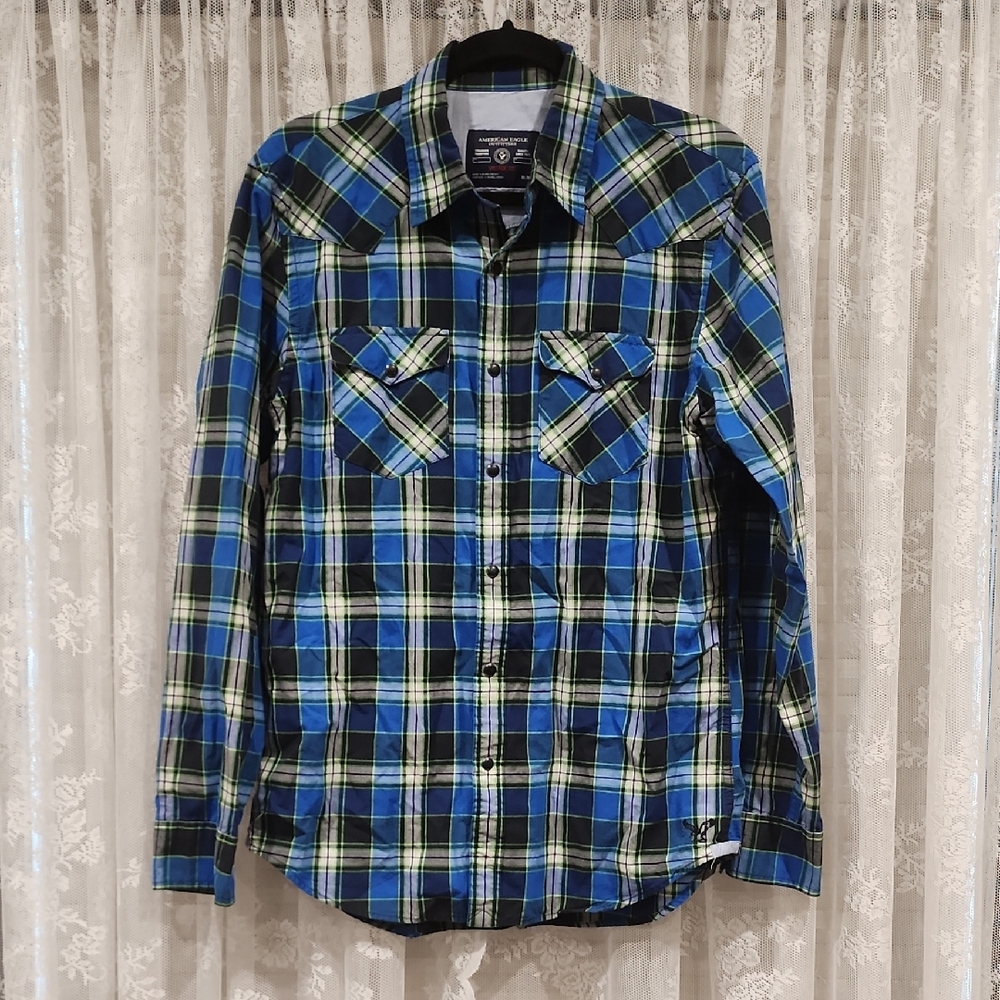 AMERICAN EAGLE " VINTAGE FIT" SHIRT